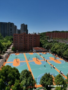 贵阳学院篮球场